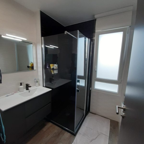 salle de bain après salle de bain après